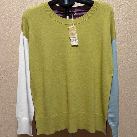 Color-block soft knit crewneck sweater women’s large by Mystree - Picture 4 of 9